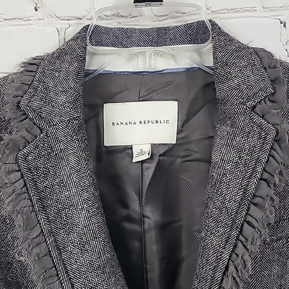 Banana Republic Wool Tweed Herringbone Ruffle Collar Blazer Gray Suit Jacket 0 - Picture 7 of 16